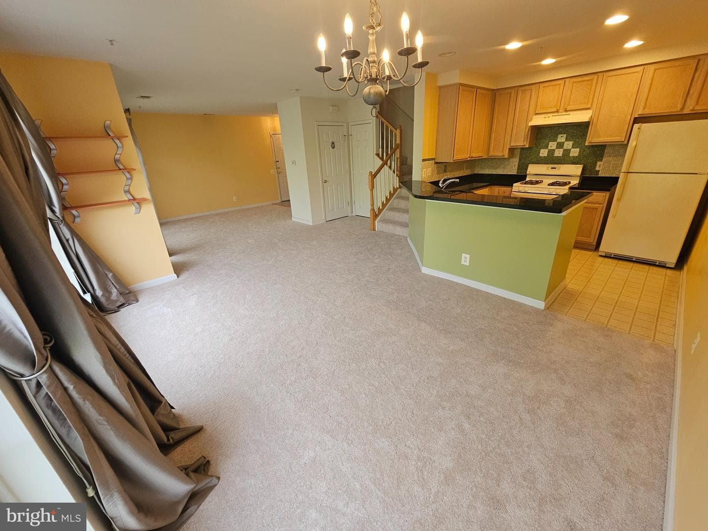 343 Fallsgrove Drive #47 photo 5