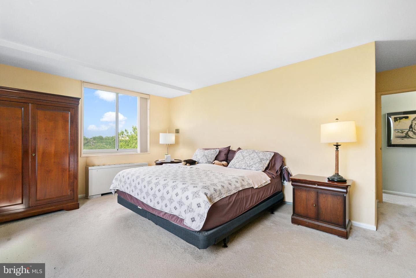 10401 Grosvenor Place #1009 photo 9