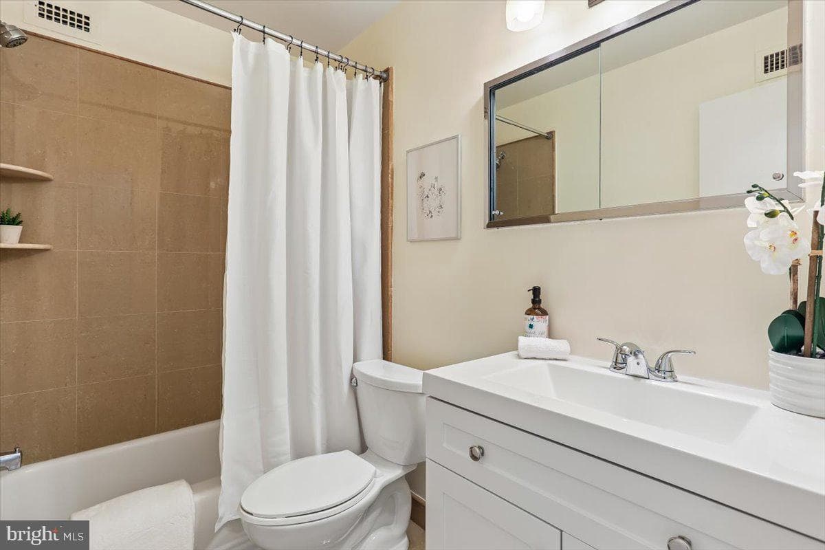 4977 Battery Lane #1-902 photo 21