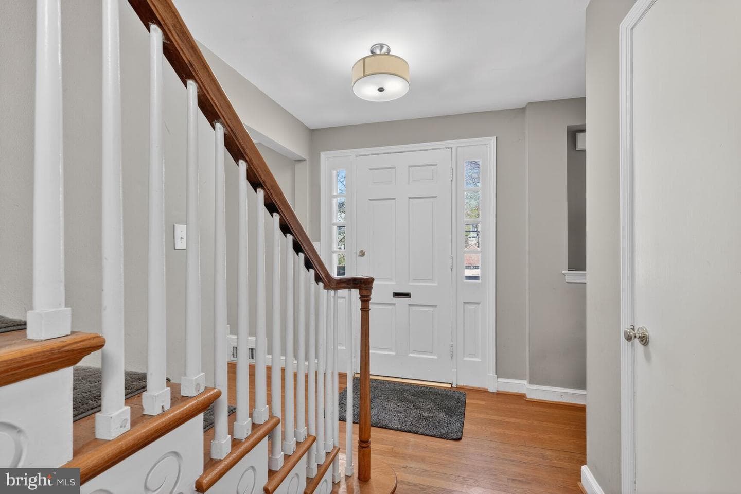 7215 Rollingwood Drive photo 3