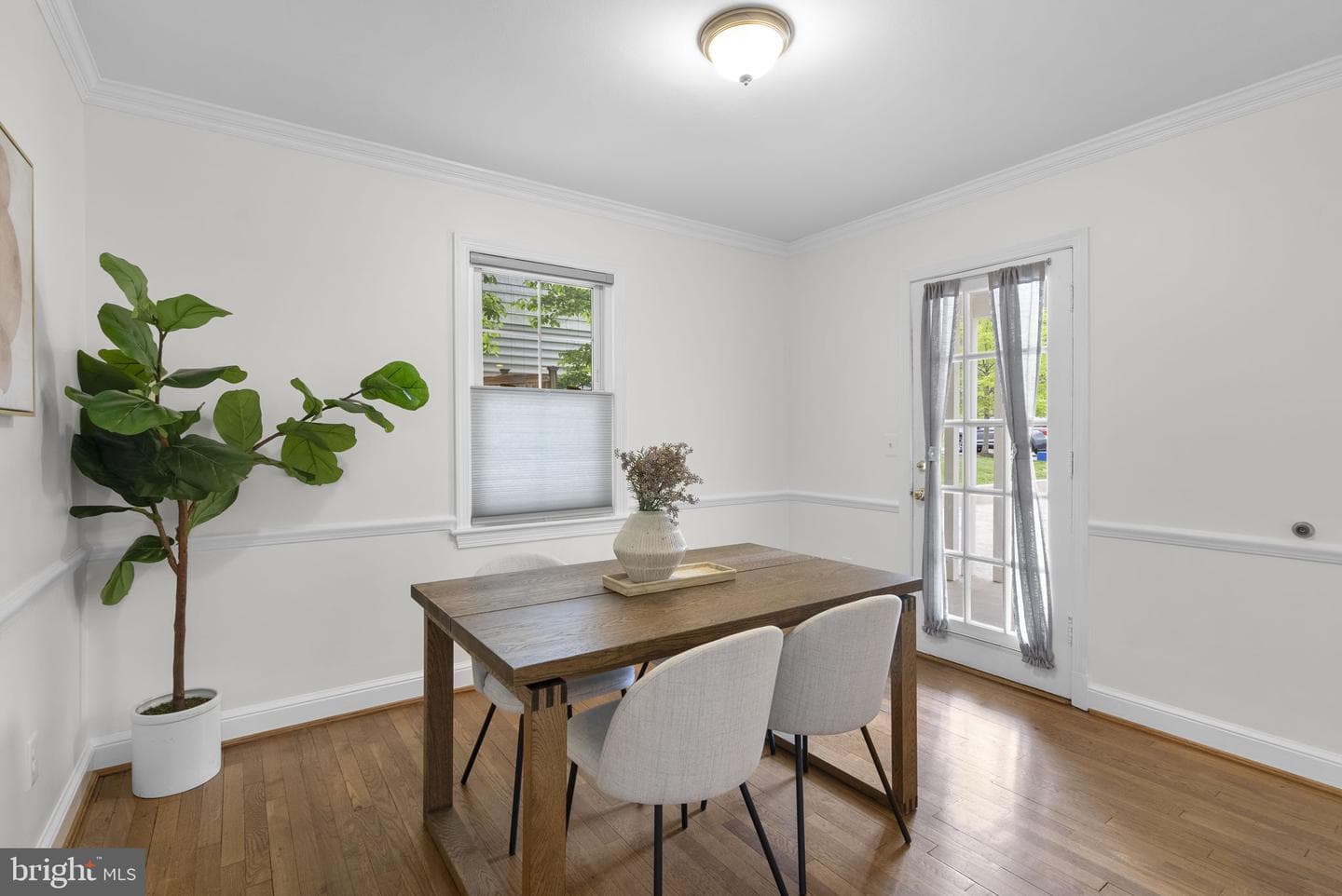 213 Lexington Drive photo 9