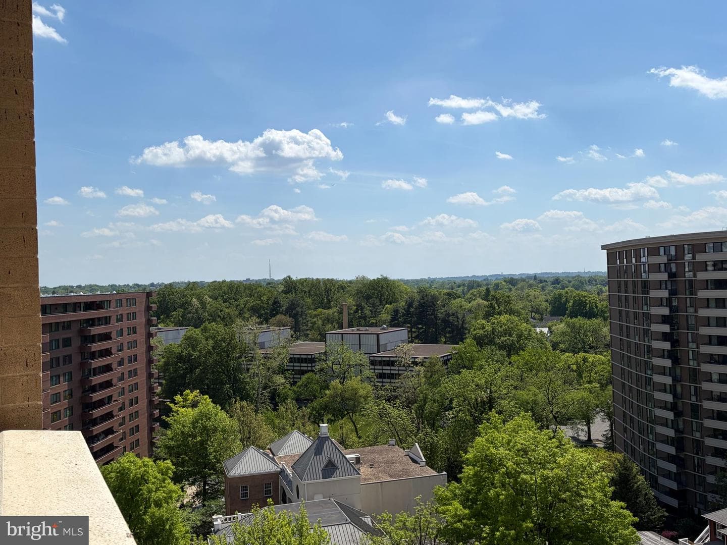4601 N Park Avenue #1120-V photo 4