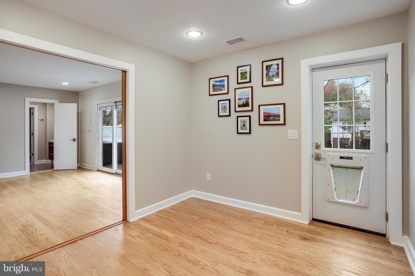 4522 Traymore Street photo 38