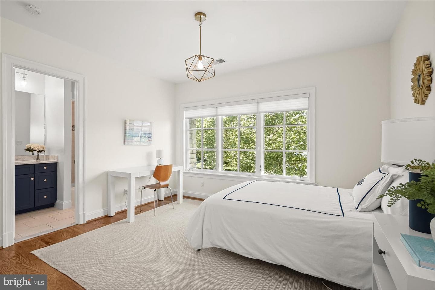 4423 Walsh Street photo 44
