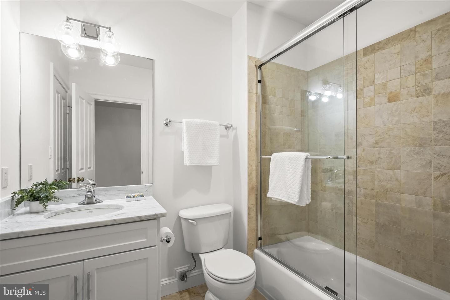 4423 Walsh Street photo 61