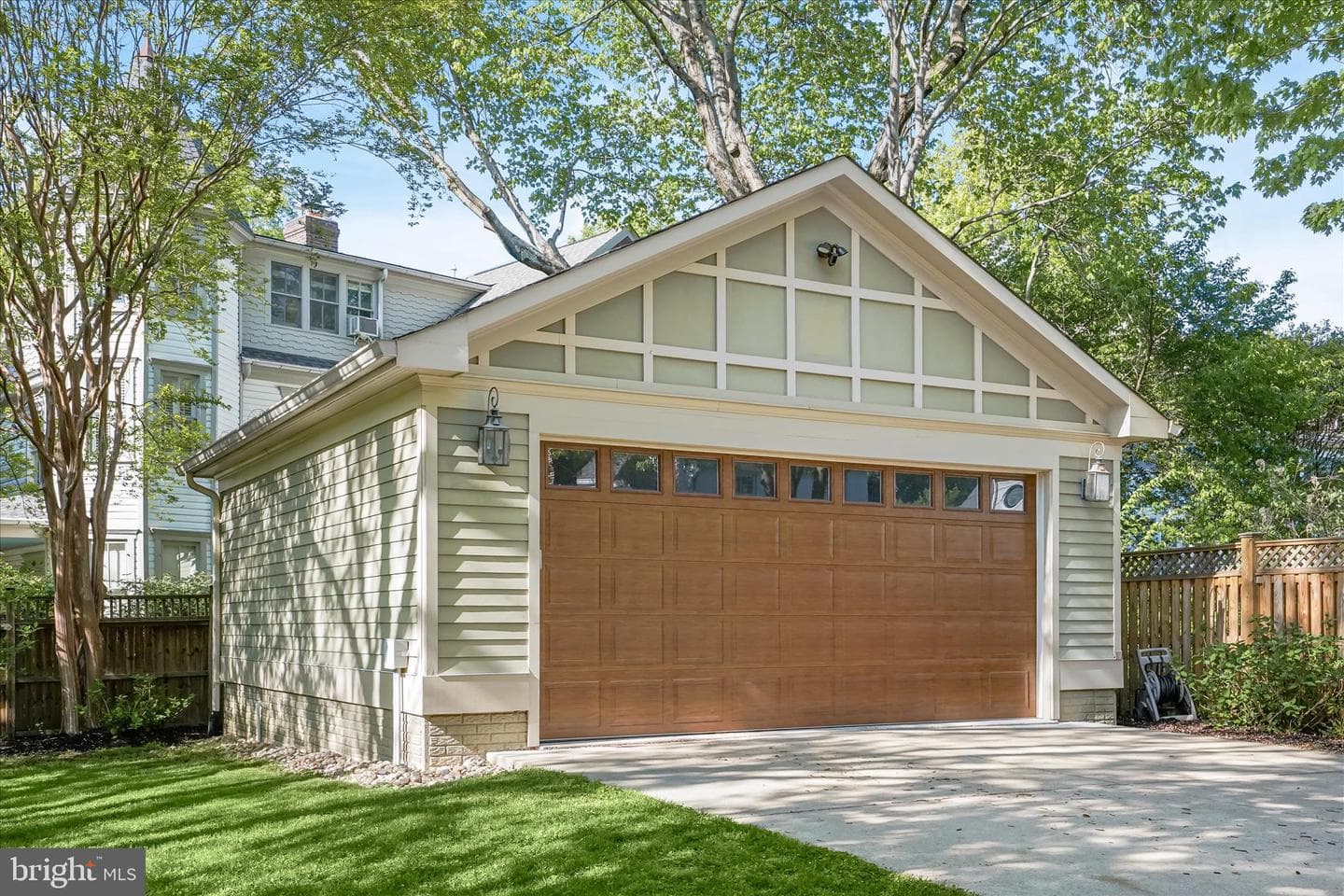 4423 Walsh Street photo 64