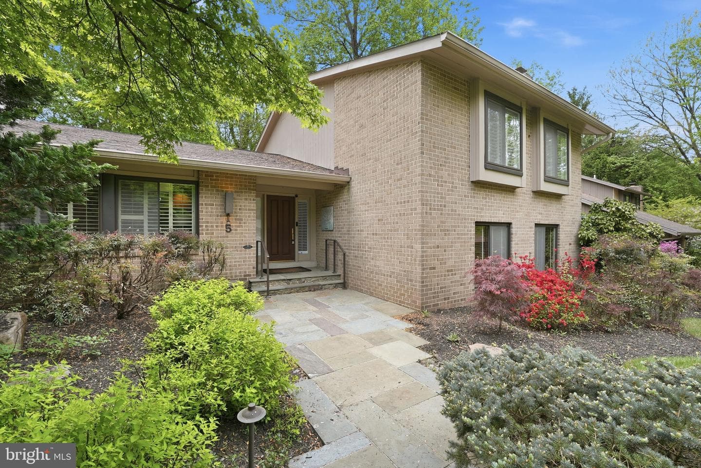 15 Arlive Court photo 2