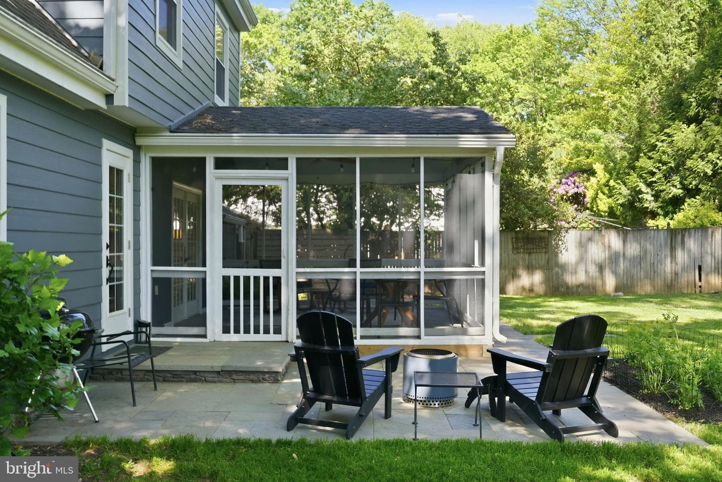 810 Duke Street photo 38