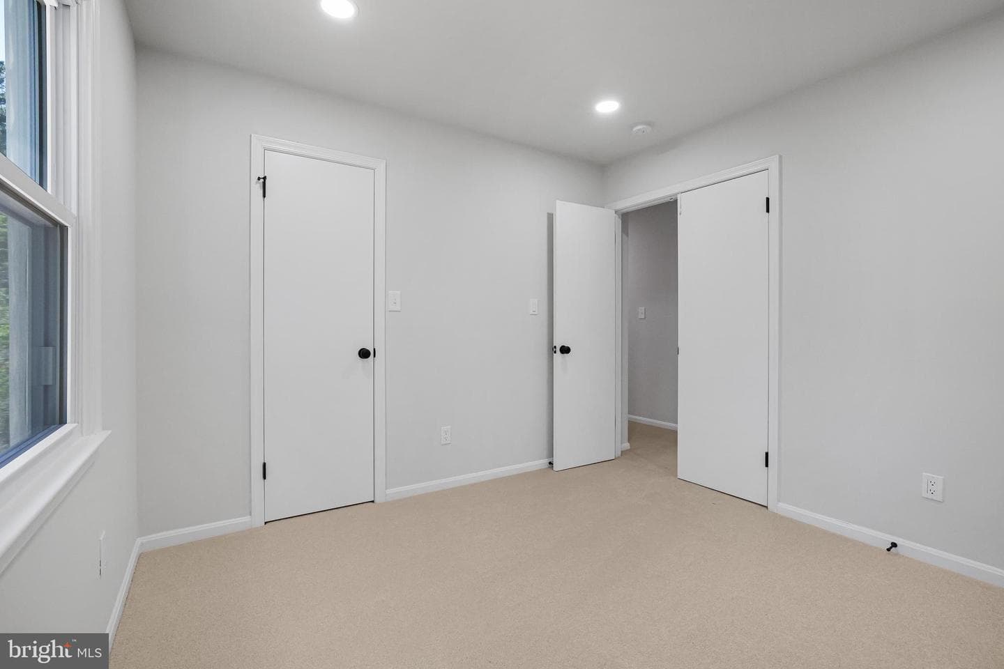 9933 Dellcastle Road photo 60