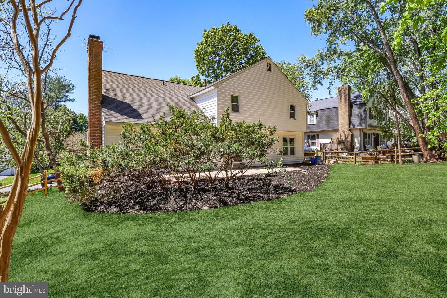 9933 Dellcastle Road photo 75