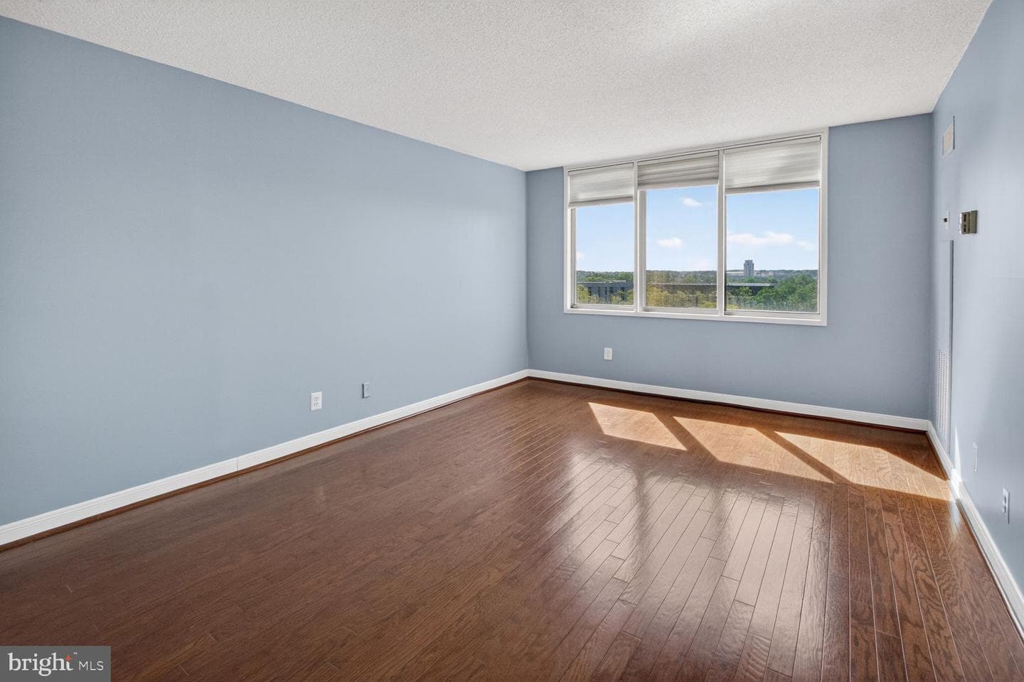 5225 Pooks Hill Road #1404s photo 13