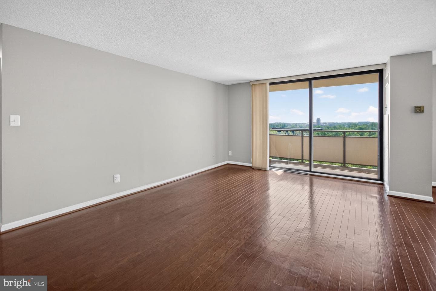 5225 Pooks Hill Road #1404s photo 4