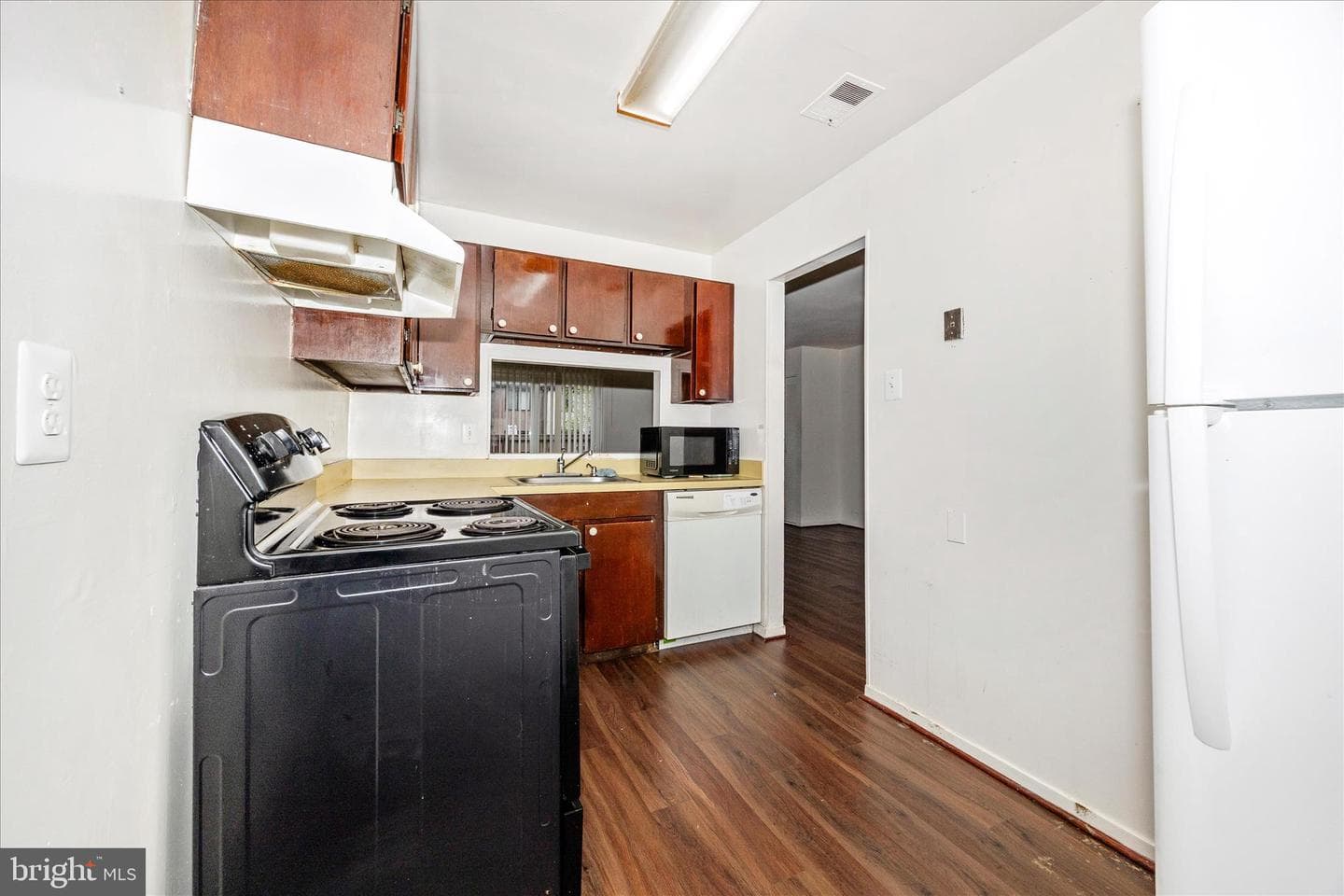 9913 Forest View Place photo 17