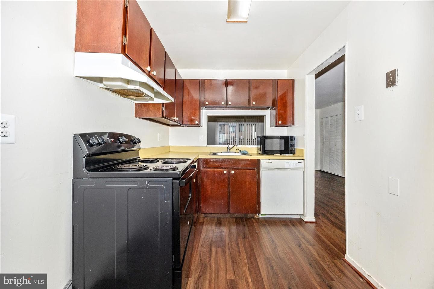 9913 Forest View Place photo 18