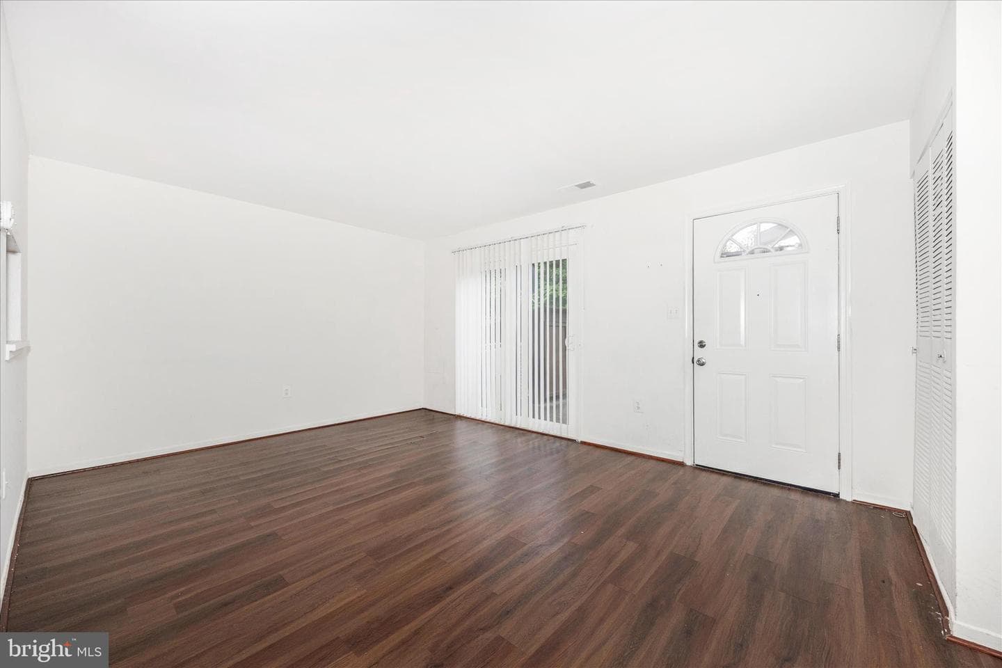 9913 Forest View Place photo 6