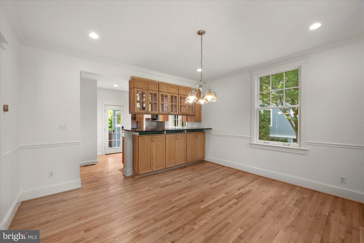 3810 Dresden Street photo 15