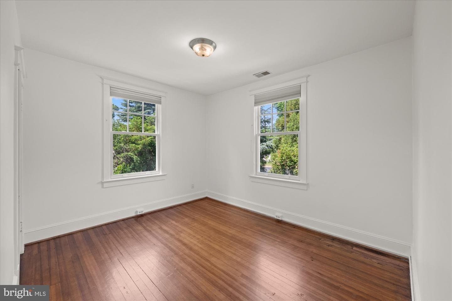 3810 Dresden Street photo 33