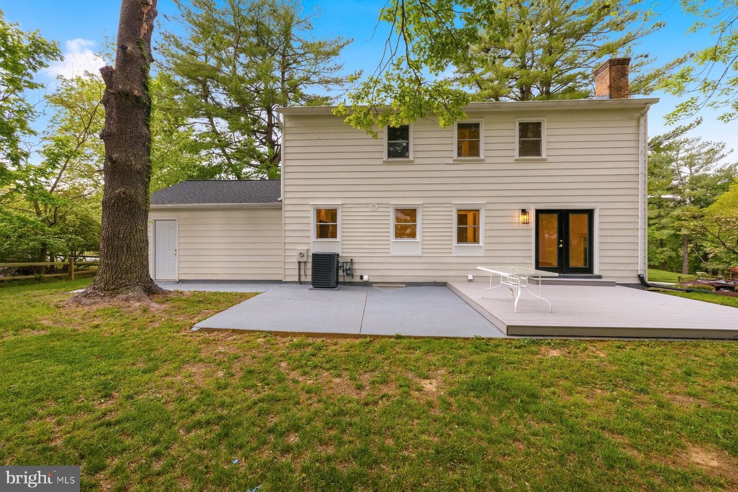 1517 Gerard Street photo 39