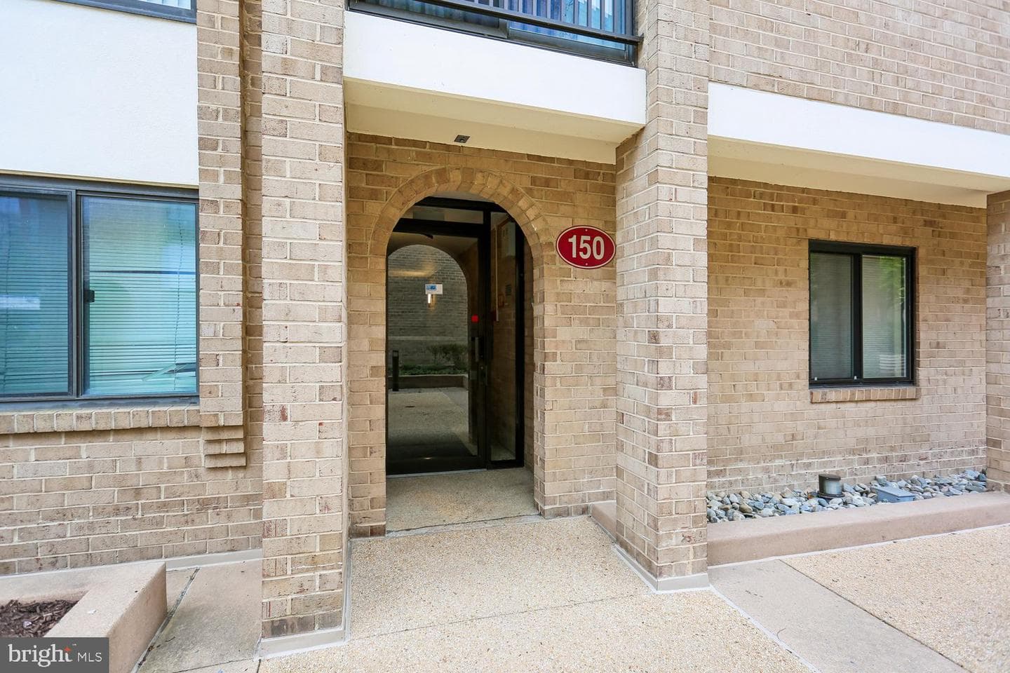 150 Monroe Street #302 photo 10