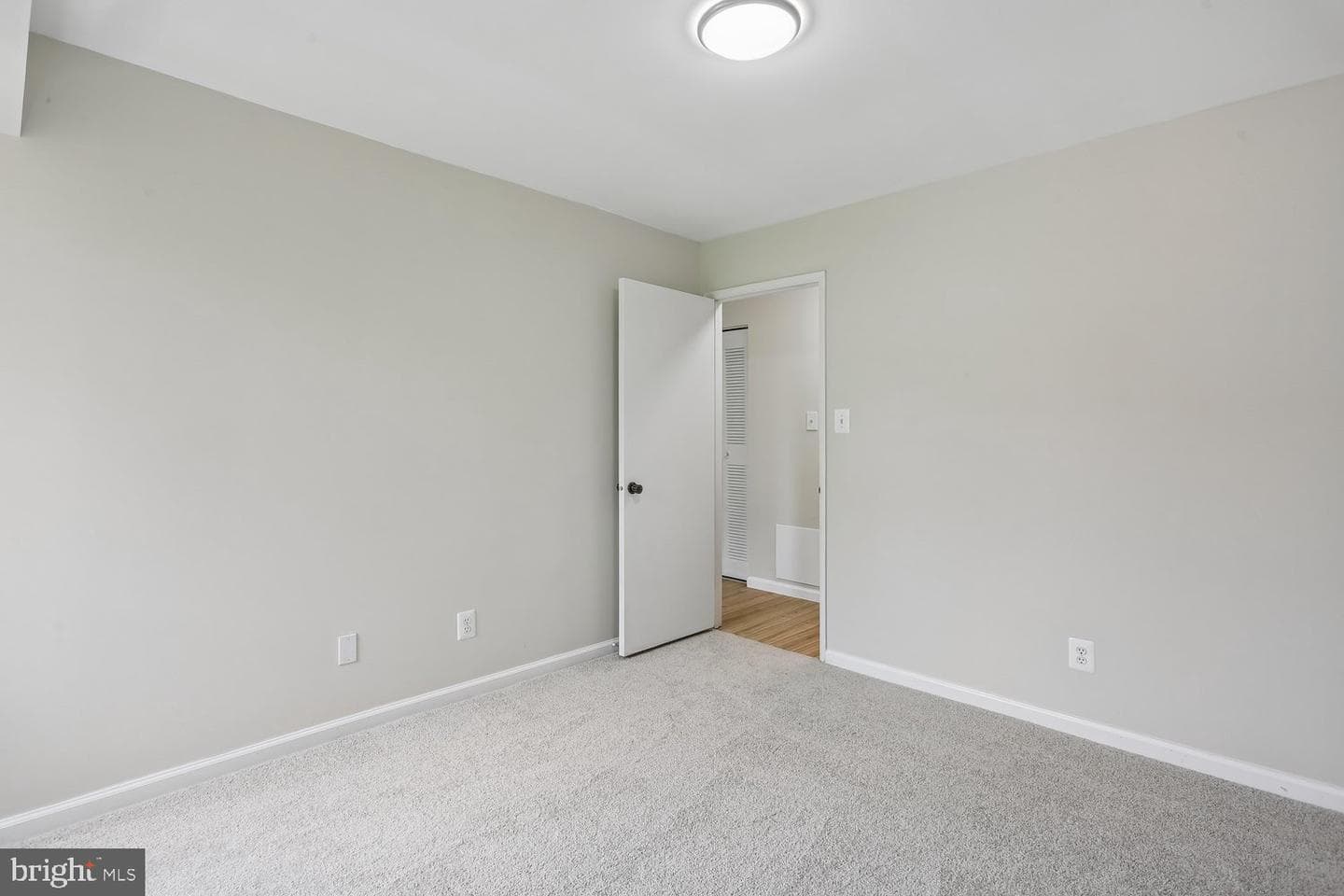 150 Monroe Street #302 photo 19