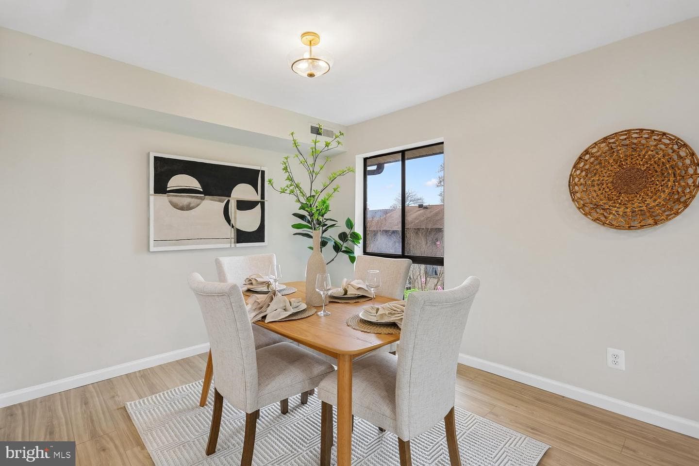 150 Monroe Street #302 photo 25