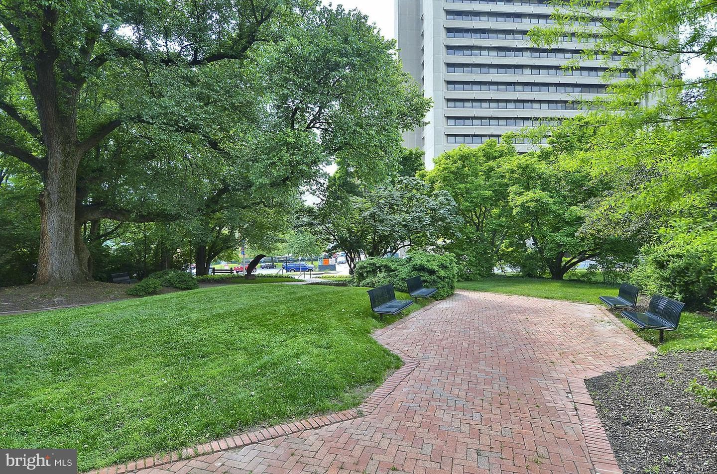150 Monroe Street #302 photo 46