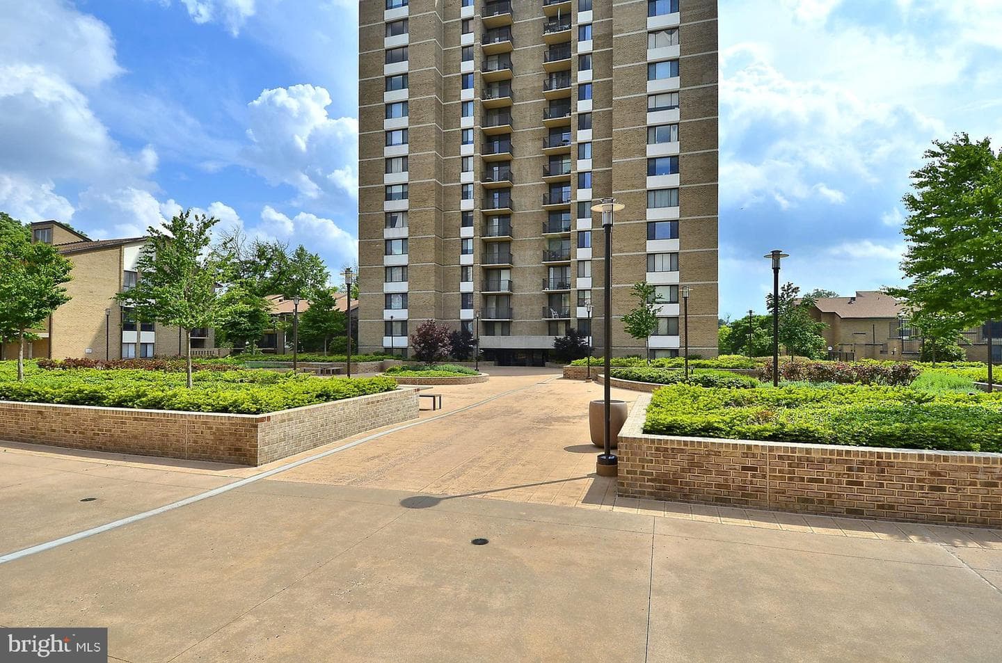 150 Monroe Street #302 photo 55