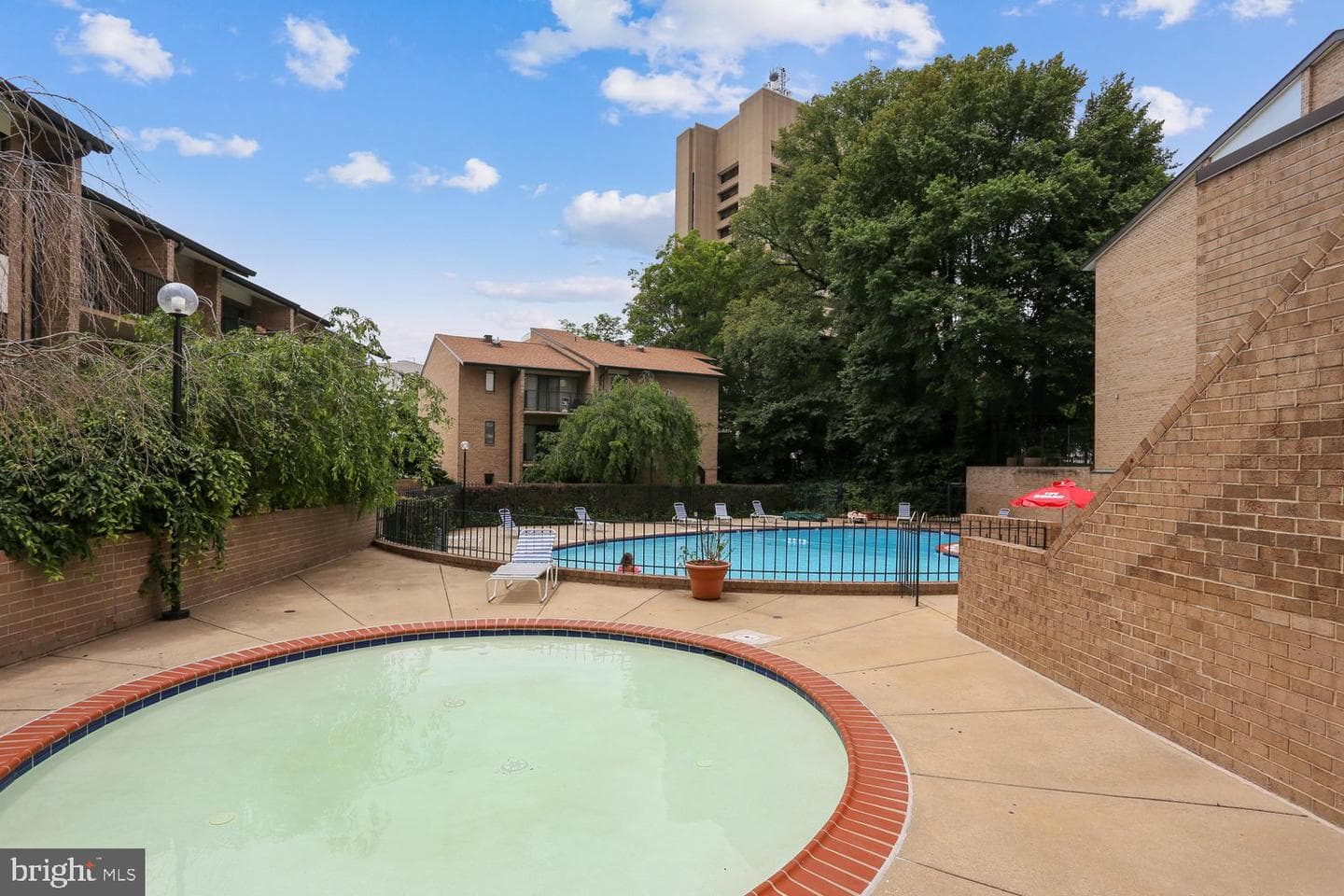 150 Monroe Street #302 photo 58