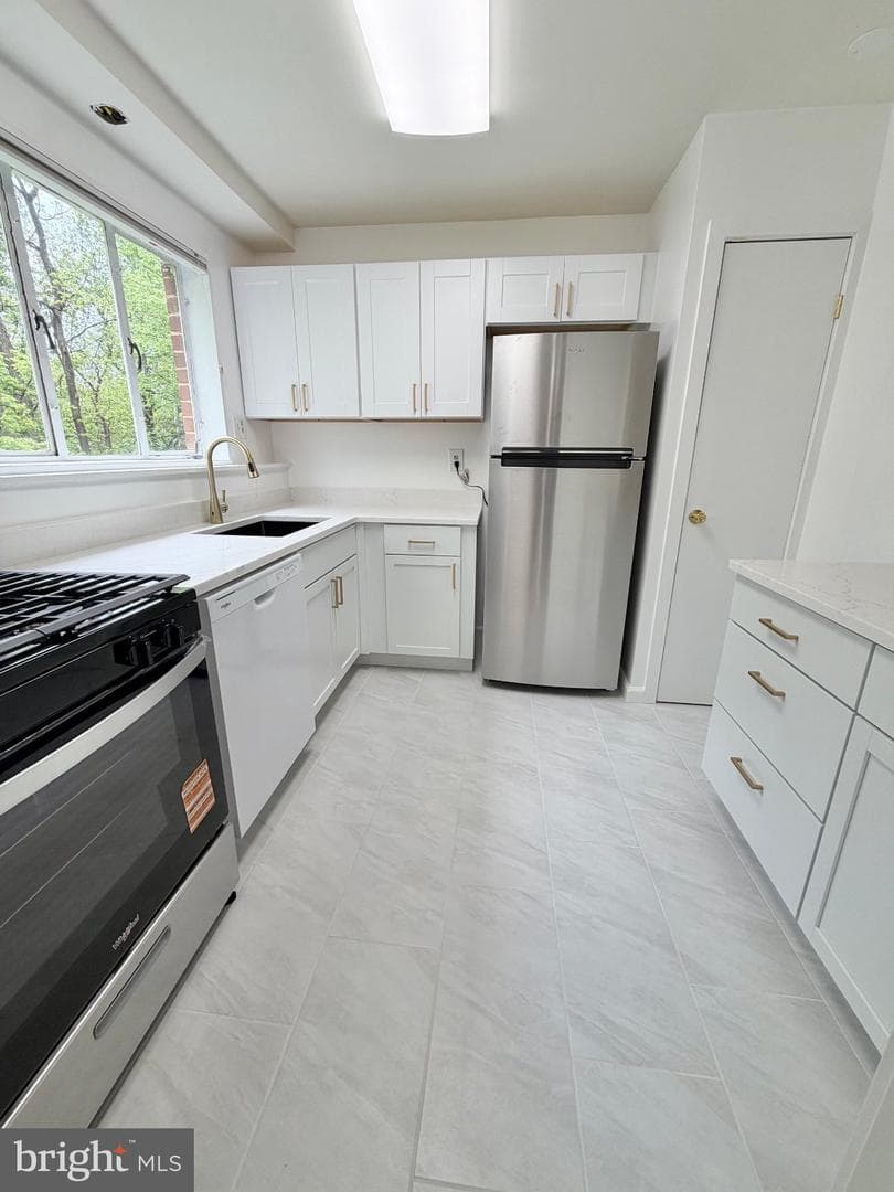 10305 Montrose Avenue #m-101 photo 8