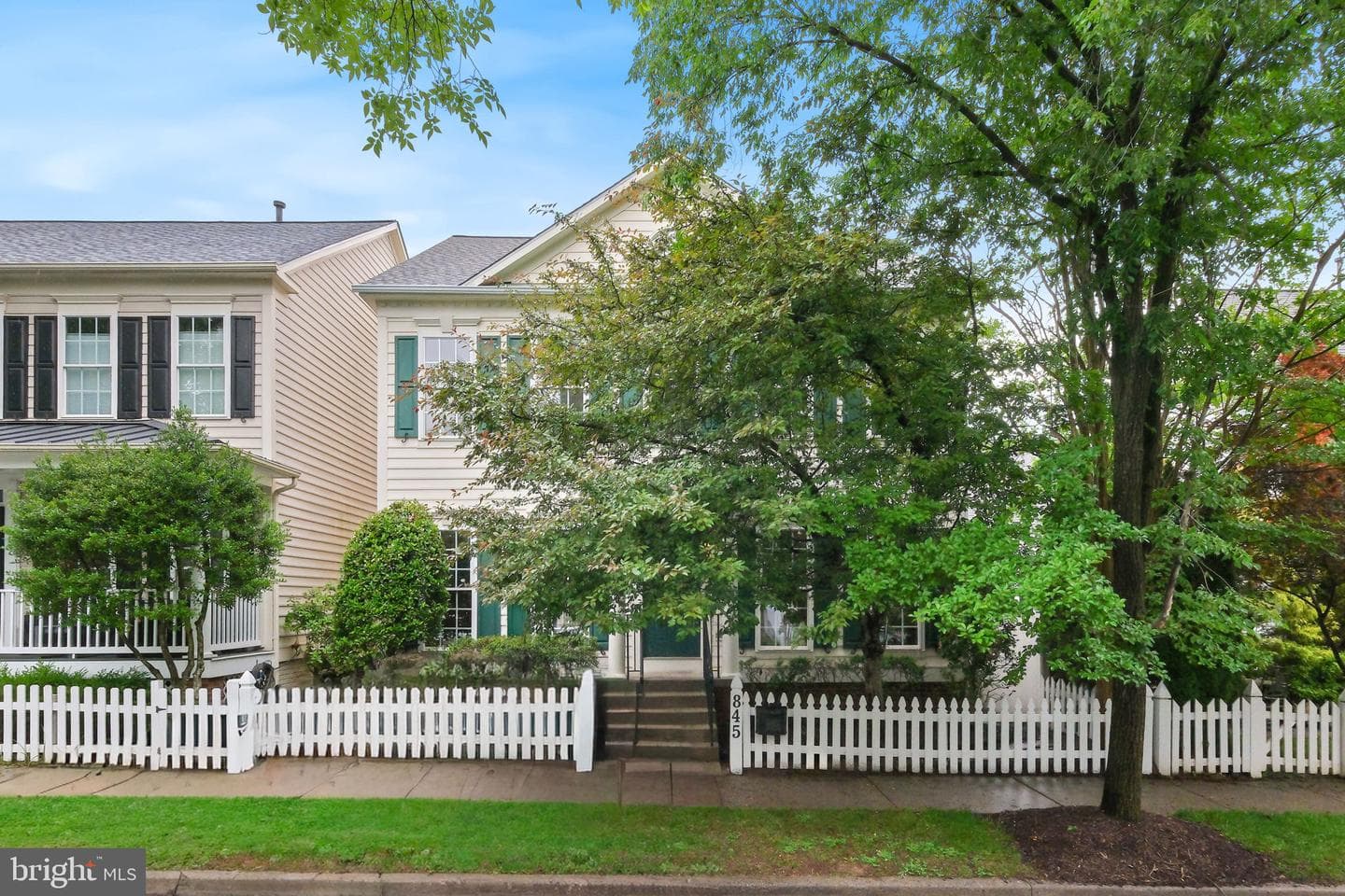 845 Lake Varuna Drive, Gaithersburg