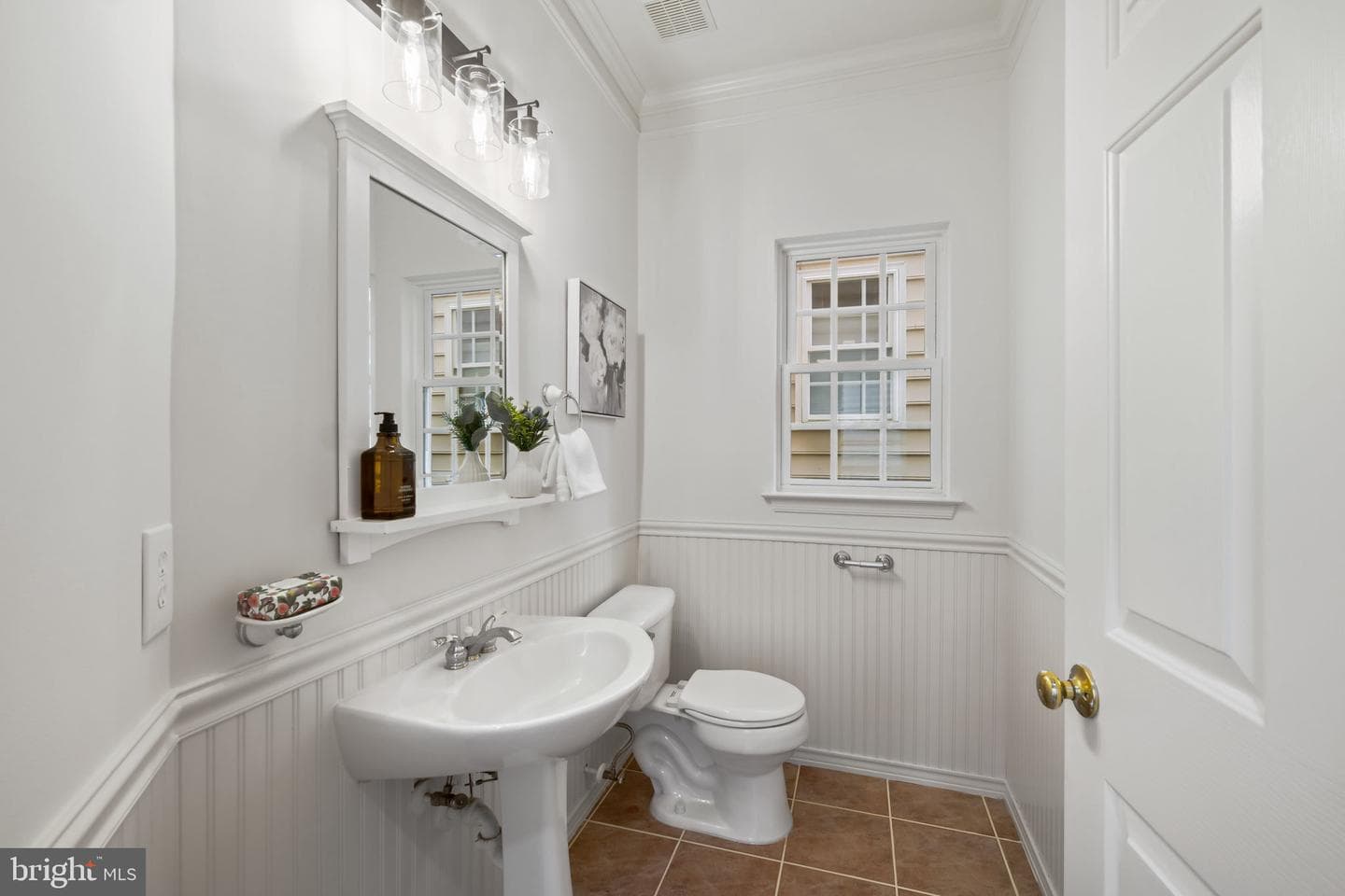 845 Lake Varuna Drive photo 8