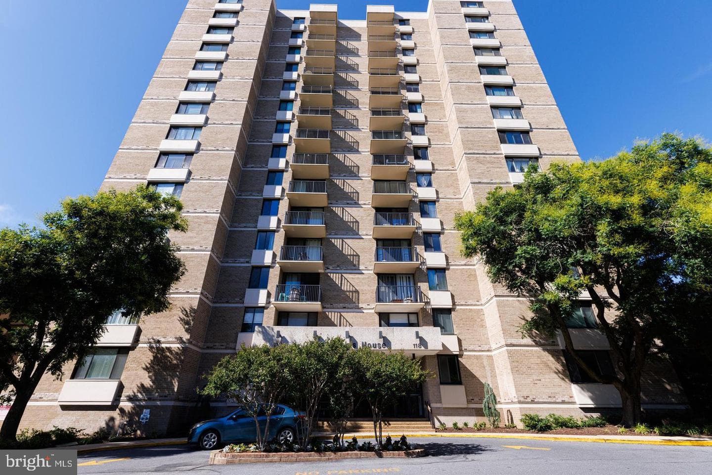 118 Monroe Street #506 photo 2