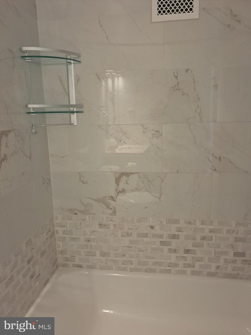 118 Monroe Street #506 photo 8