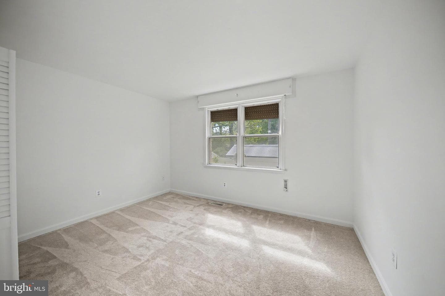 5812 Greenlawn Drive photo 21