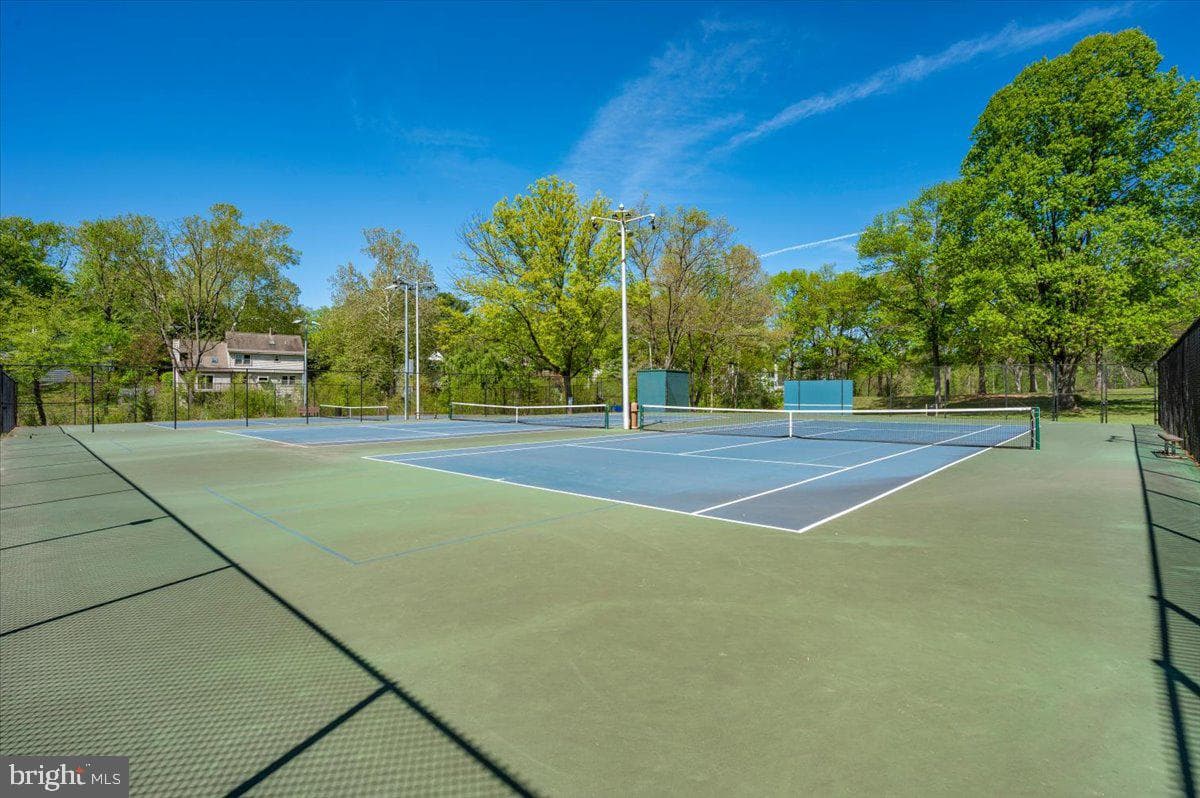 844 Quince Orchard Boulevard #101 photo 32