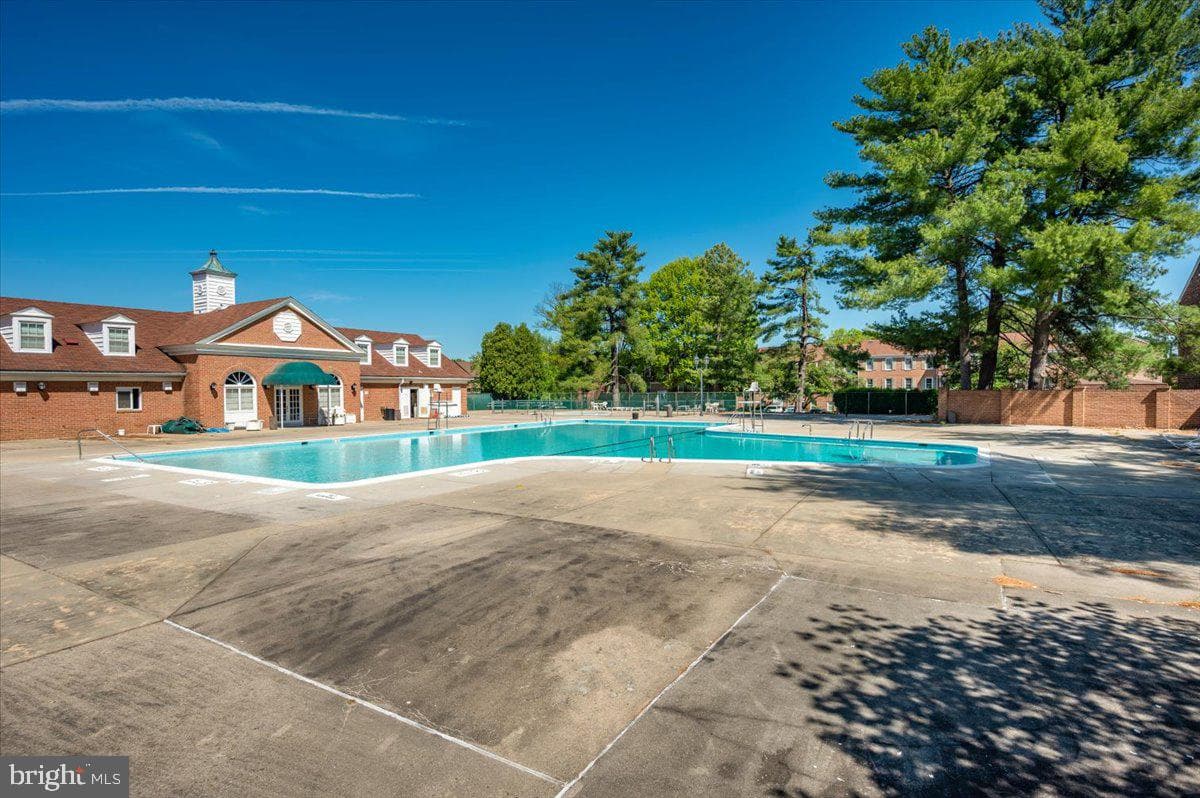 844 Quince Orchard Boulevard #101 photo 39