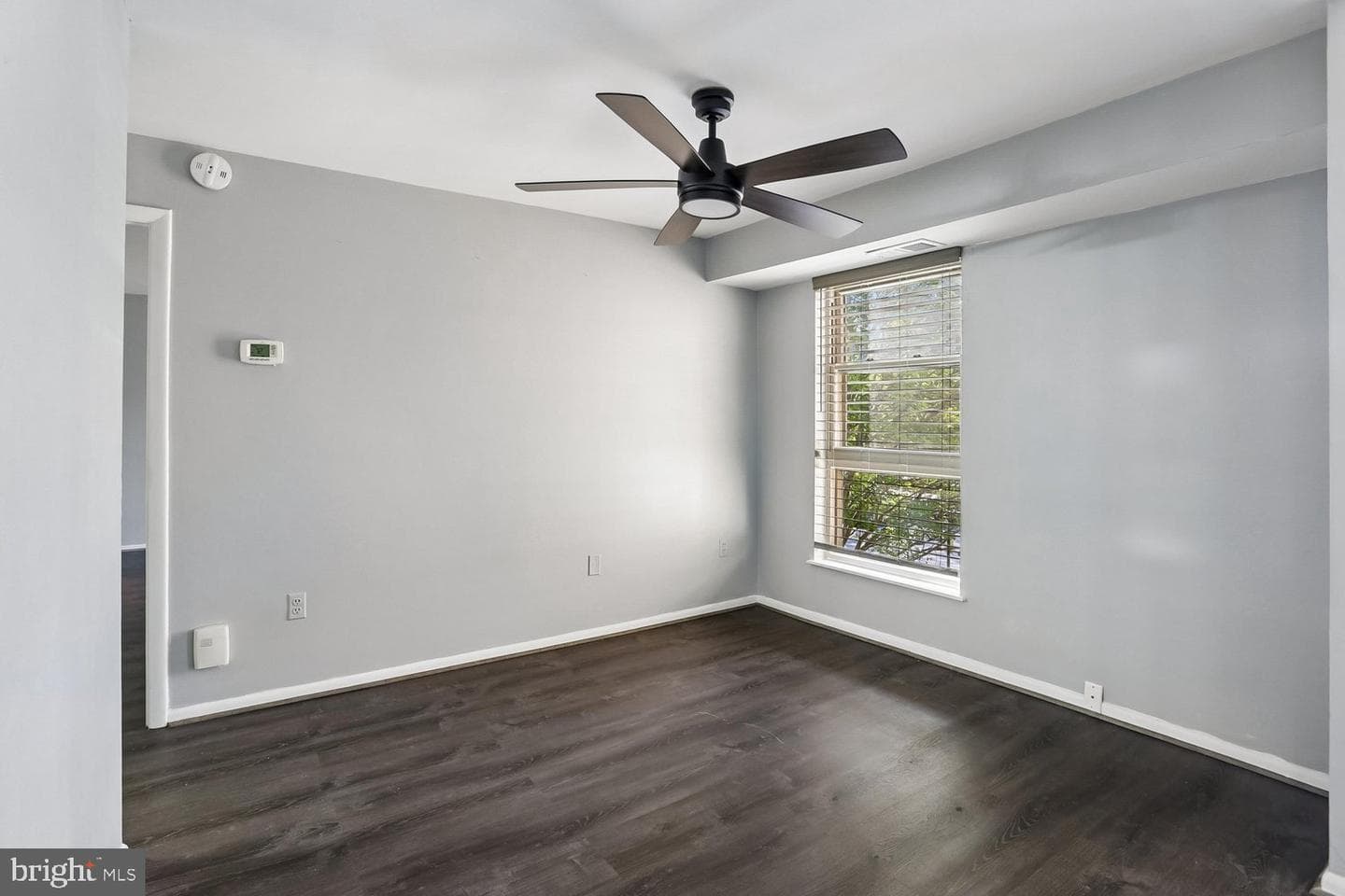 2201 Greenery Lane #104-11 photo 9
