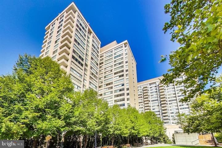 5500 Friendship Boulevard #1823n photo 35