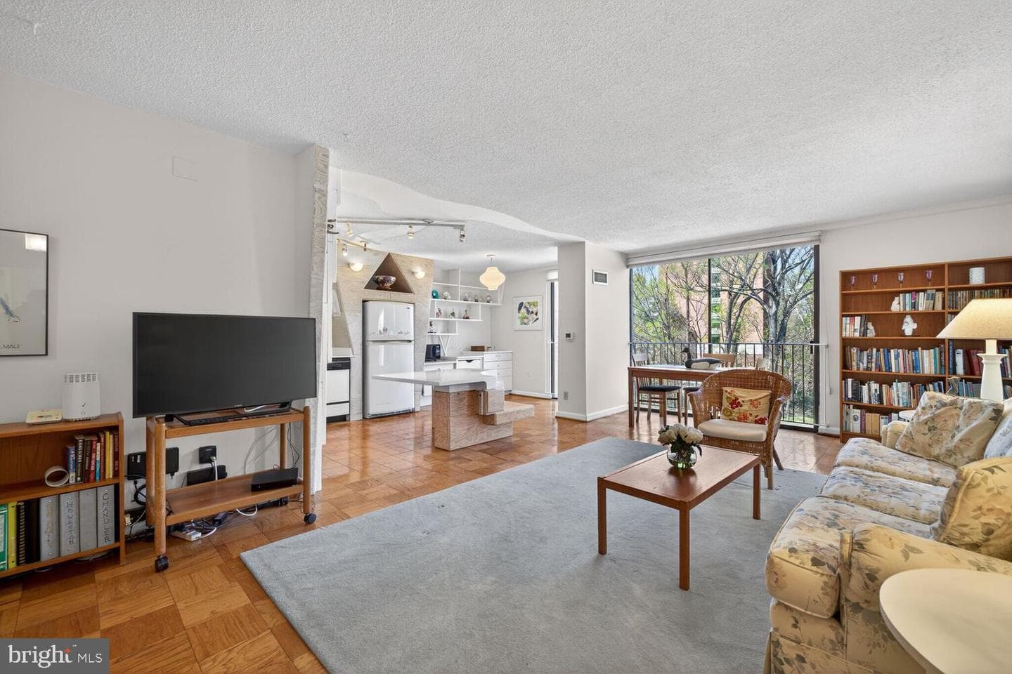 2100 Washington Ave # 6-A photo 4