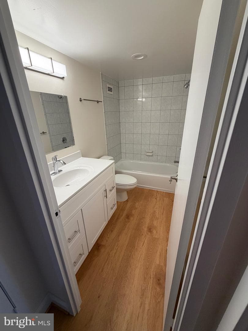 5225 Pooks Hill Road #1821 South, Bethesda