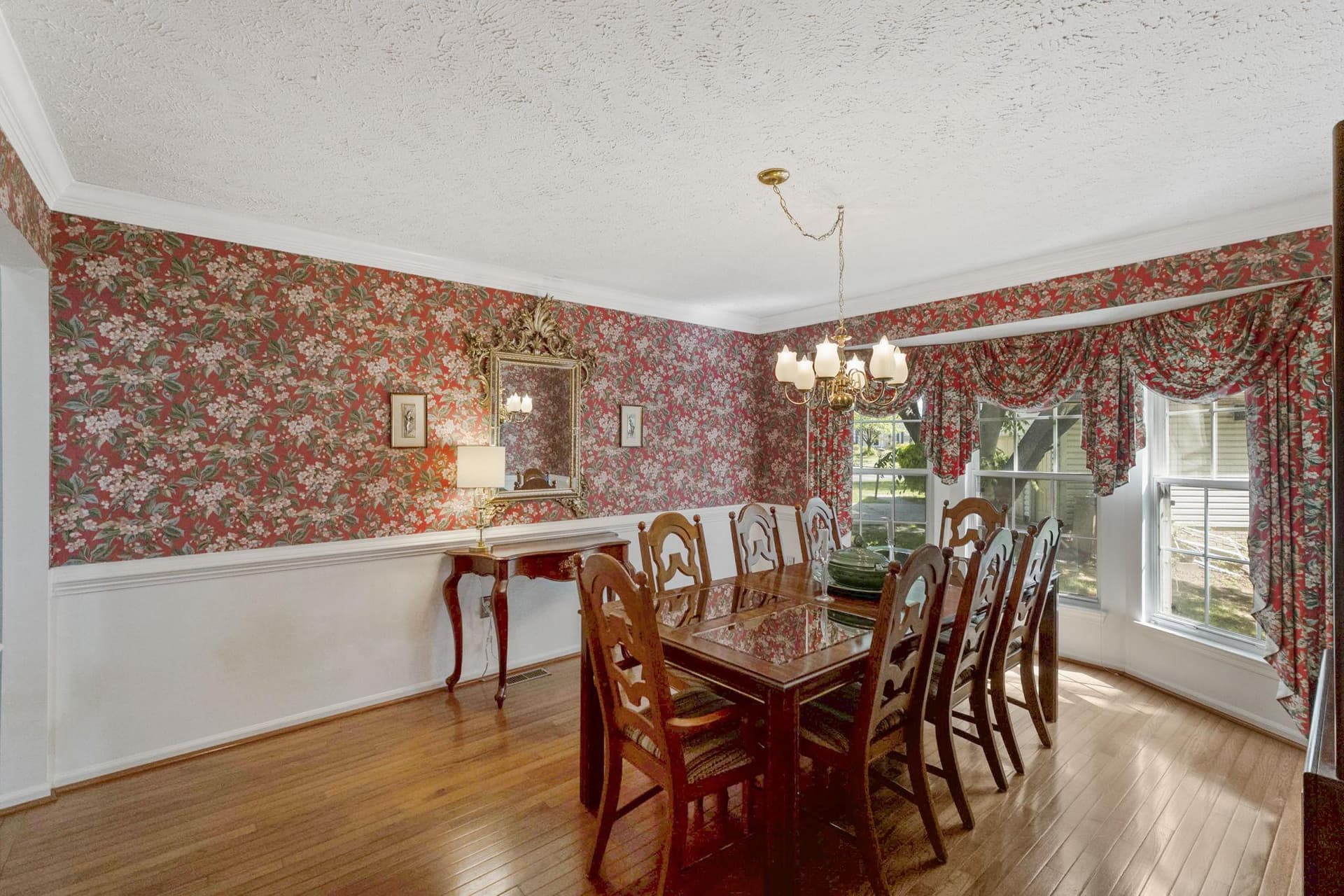 19317 Plummer Drive photo 6