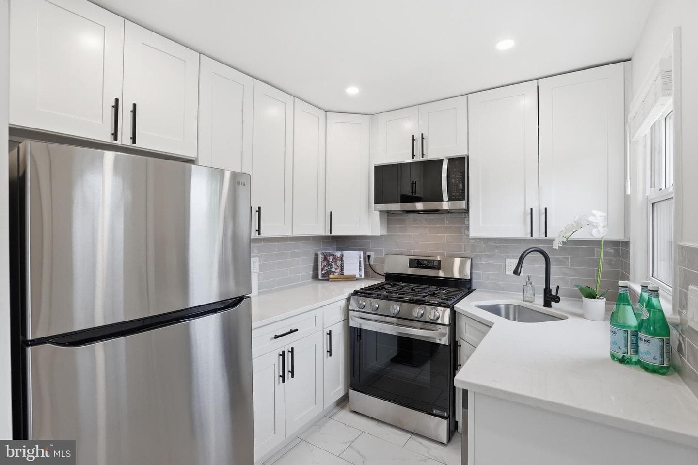 10814 Stella Court photo 10