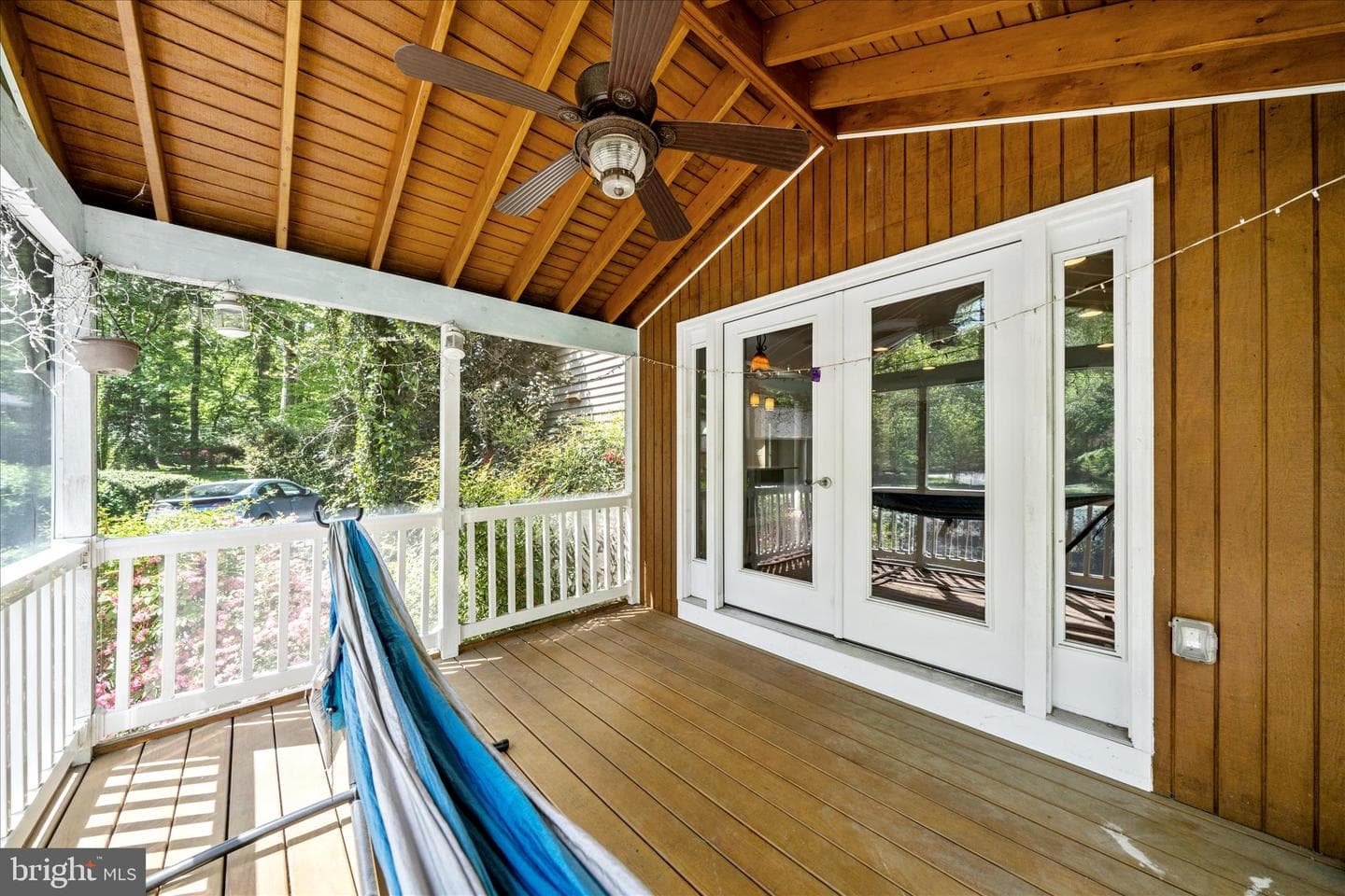 9328 Garden Court photo 17