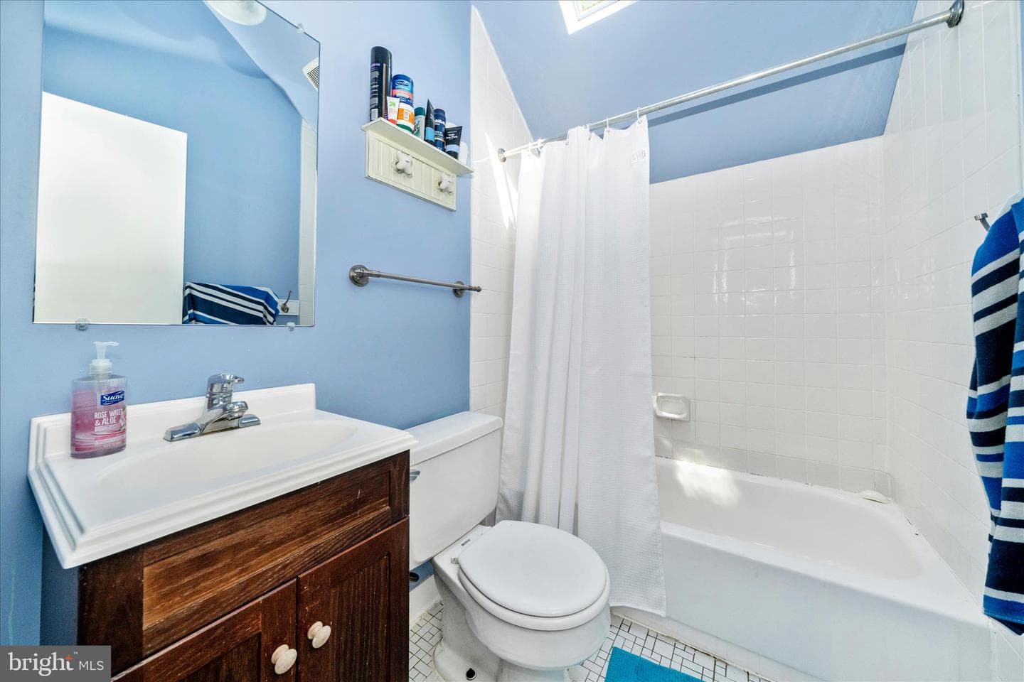 9328 Garden Court photo 32