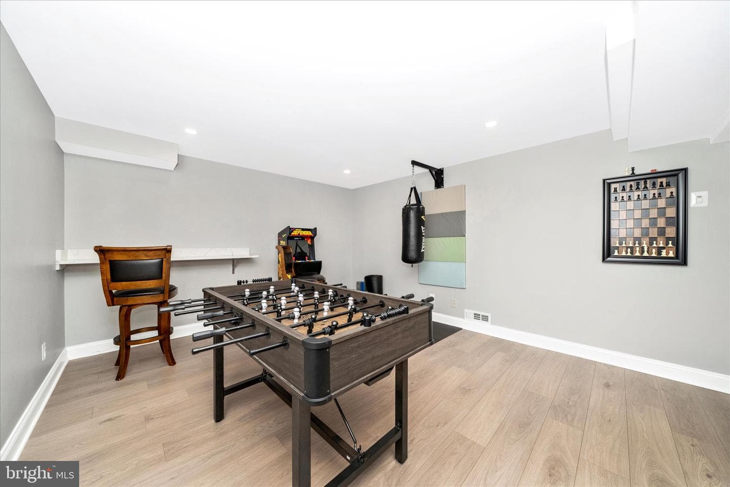 9328 Garden Court photo 33