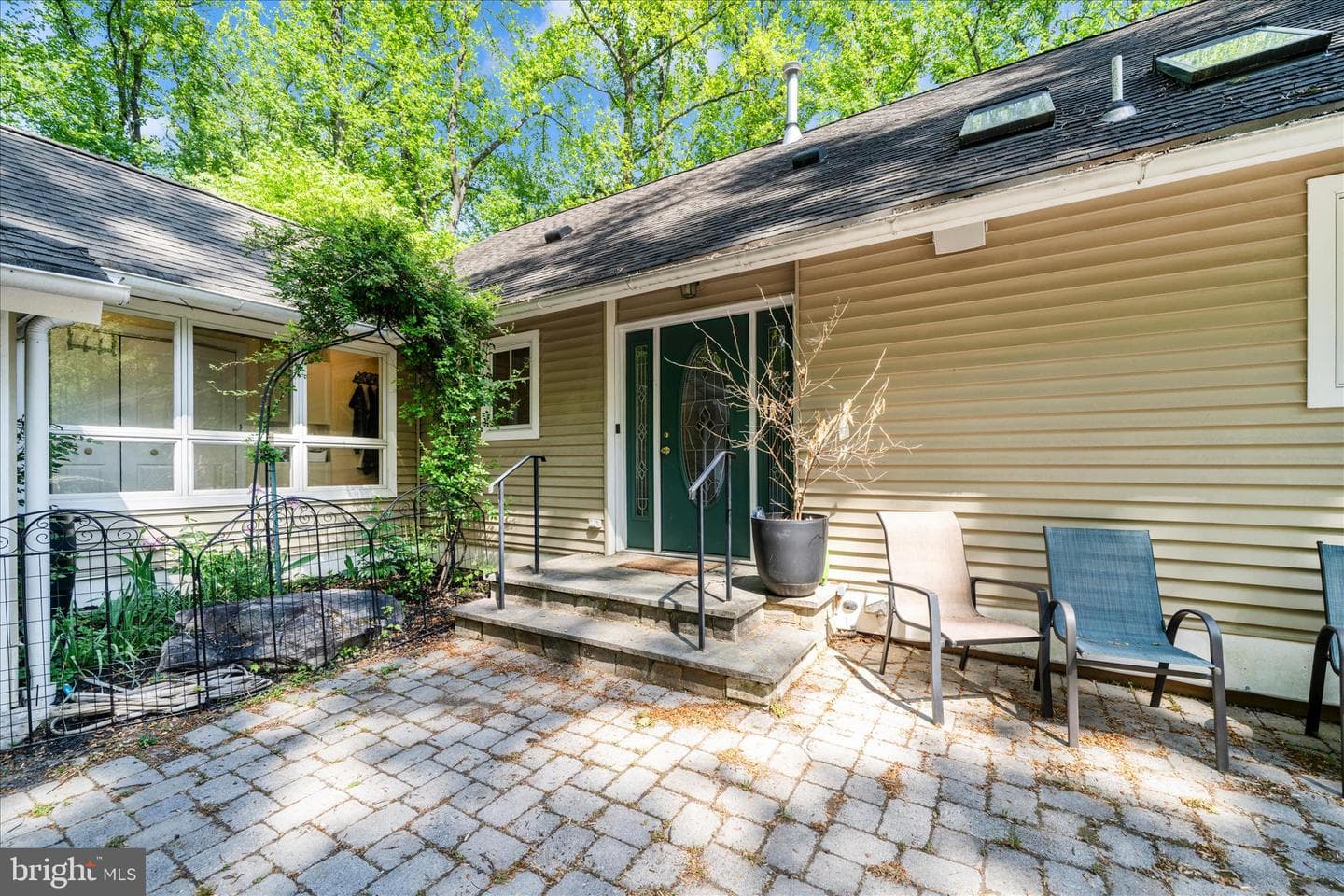 9328 Garden Court photo 43