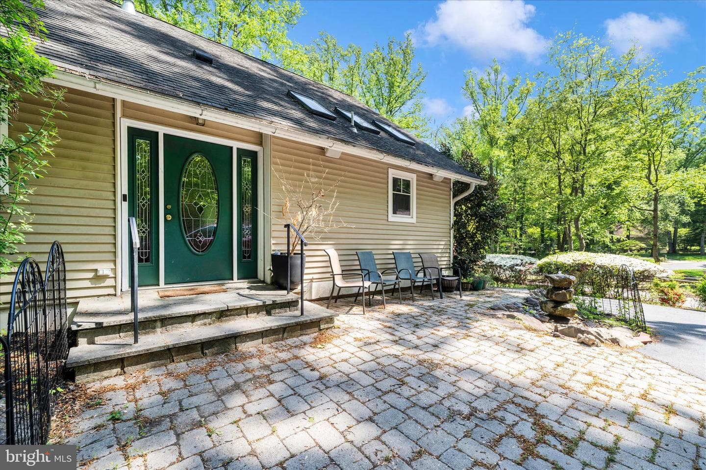 9328 Garden Court photo 45