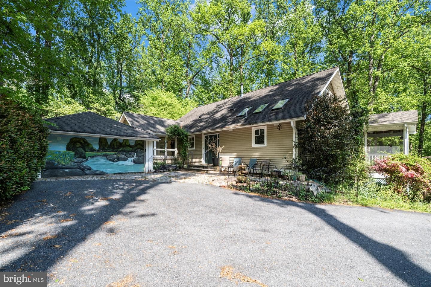 9328 Garden Court photo 46