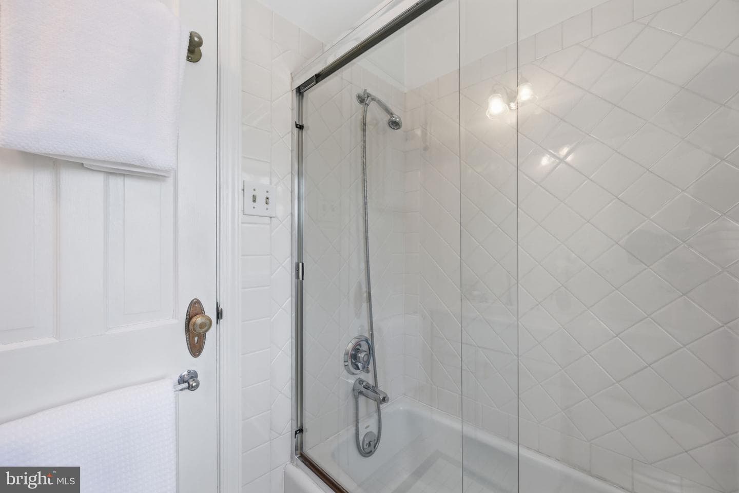 9634 Parkwood Drive photo 25