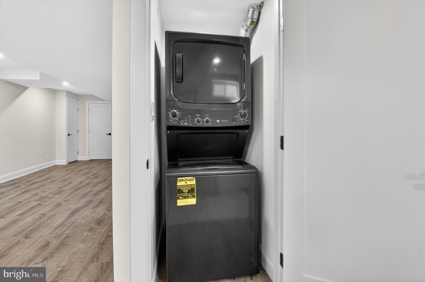 2215 Reedie Drive photo 20